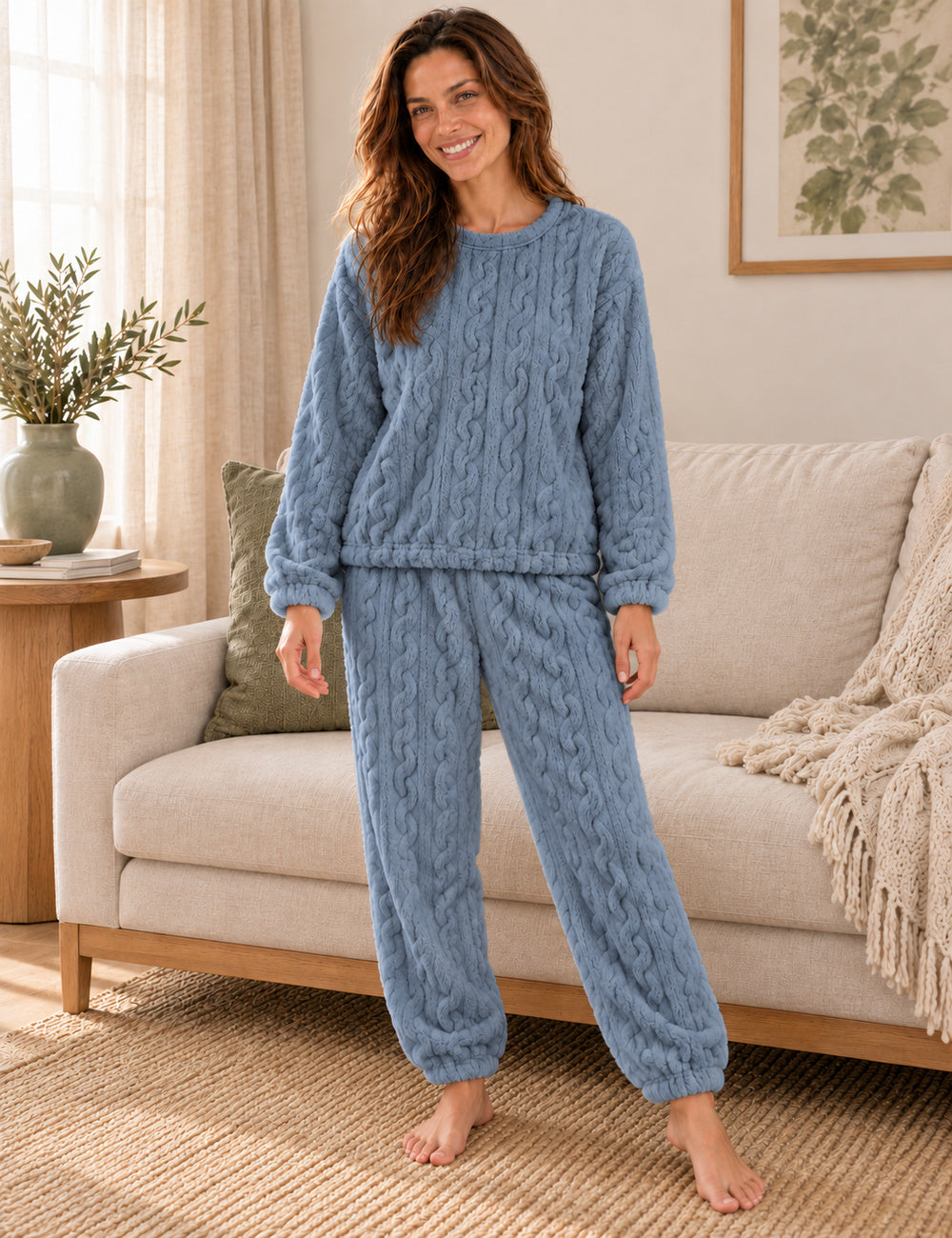 Pyjama polaire femme Odette bleu porté debout de face