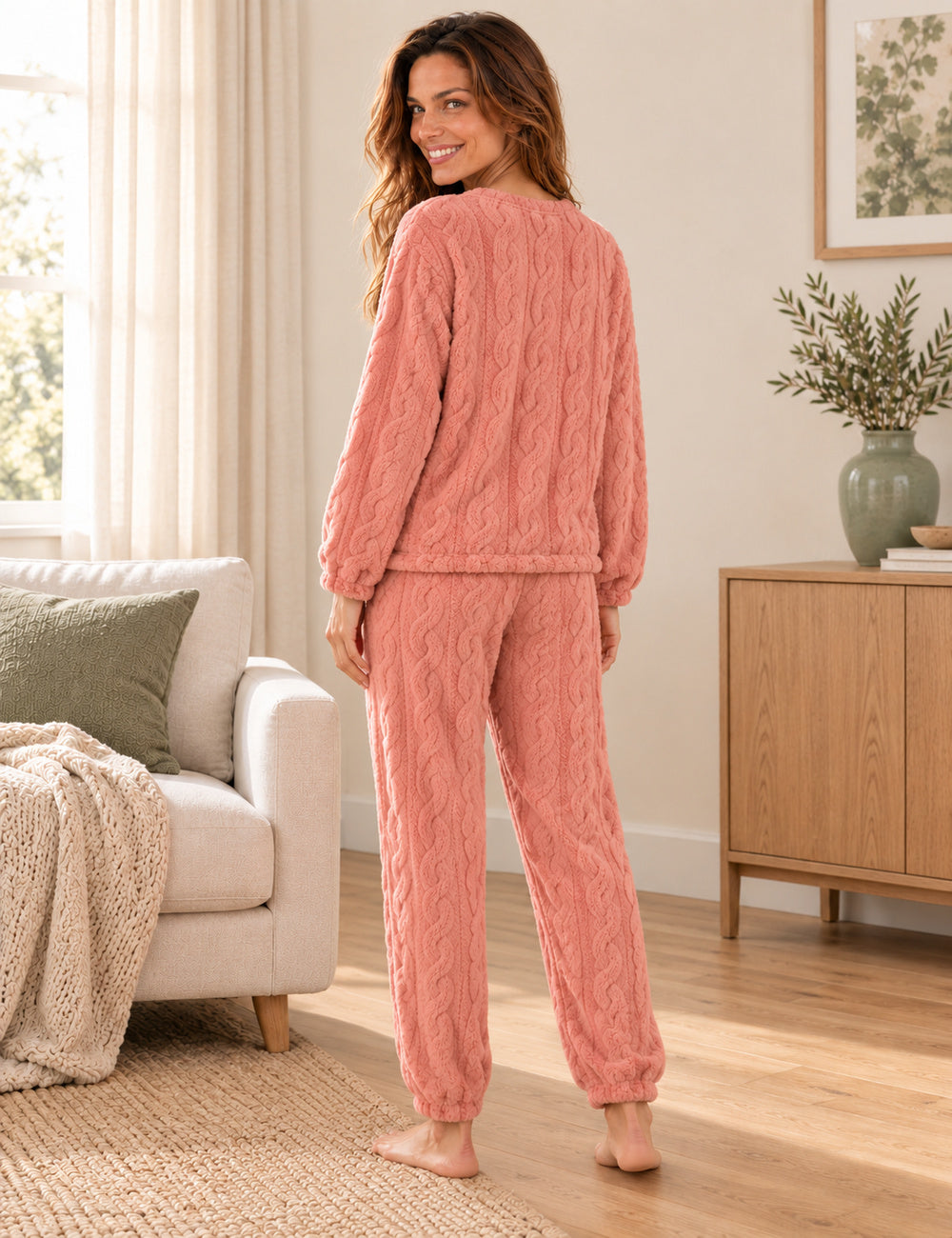 Vue arrière du pyjama polaire femme Odette rose saumon